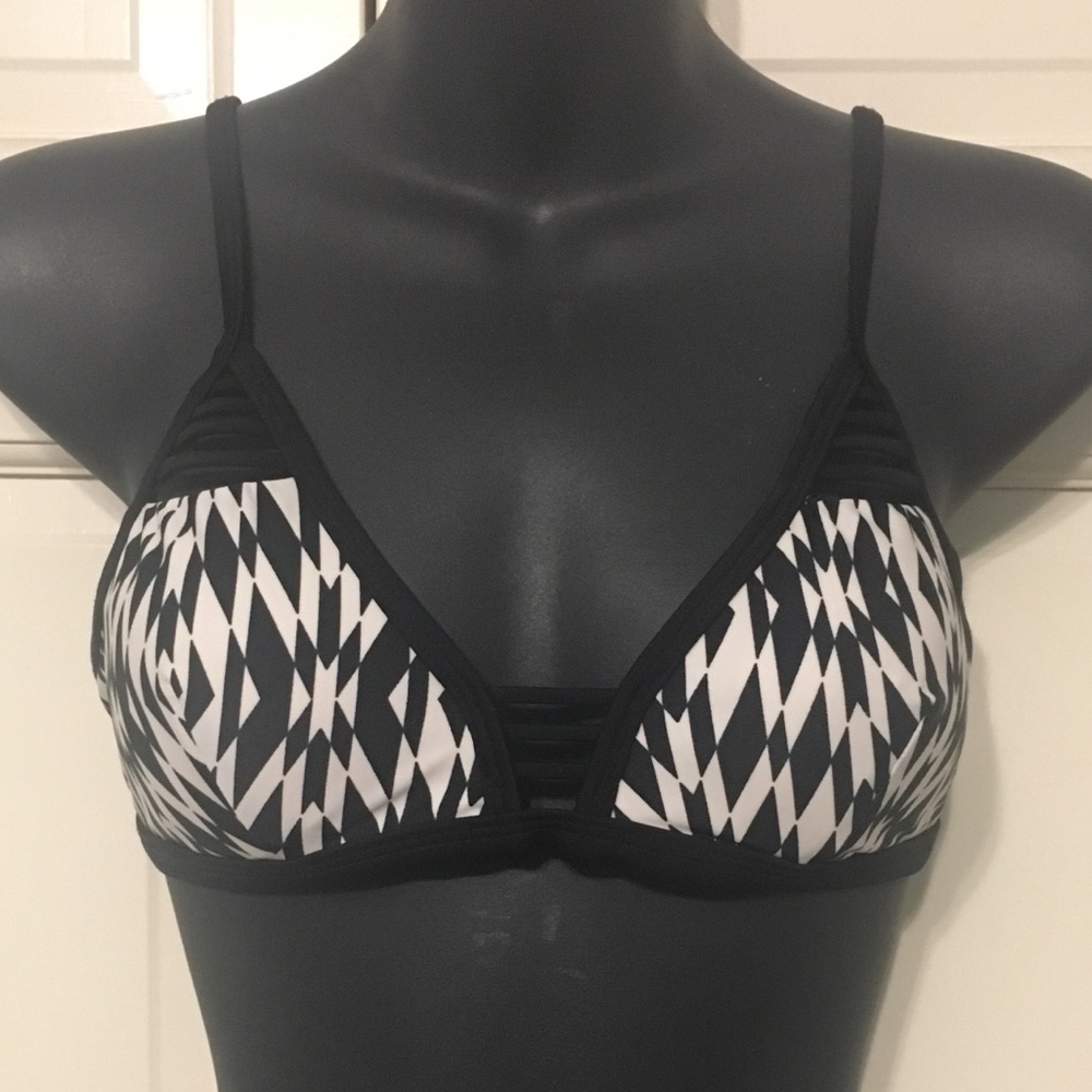 Swim suit top